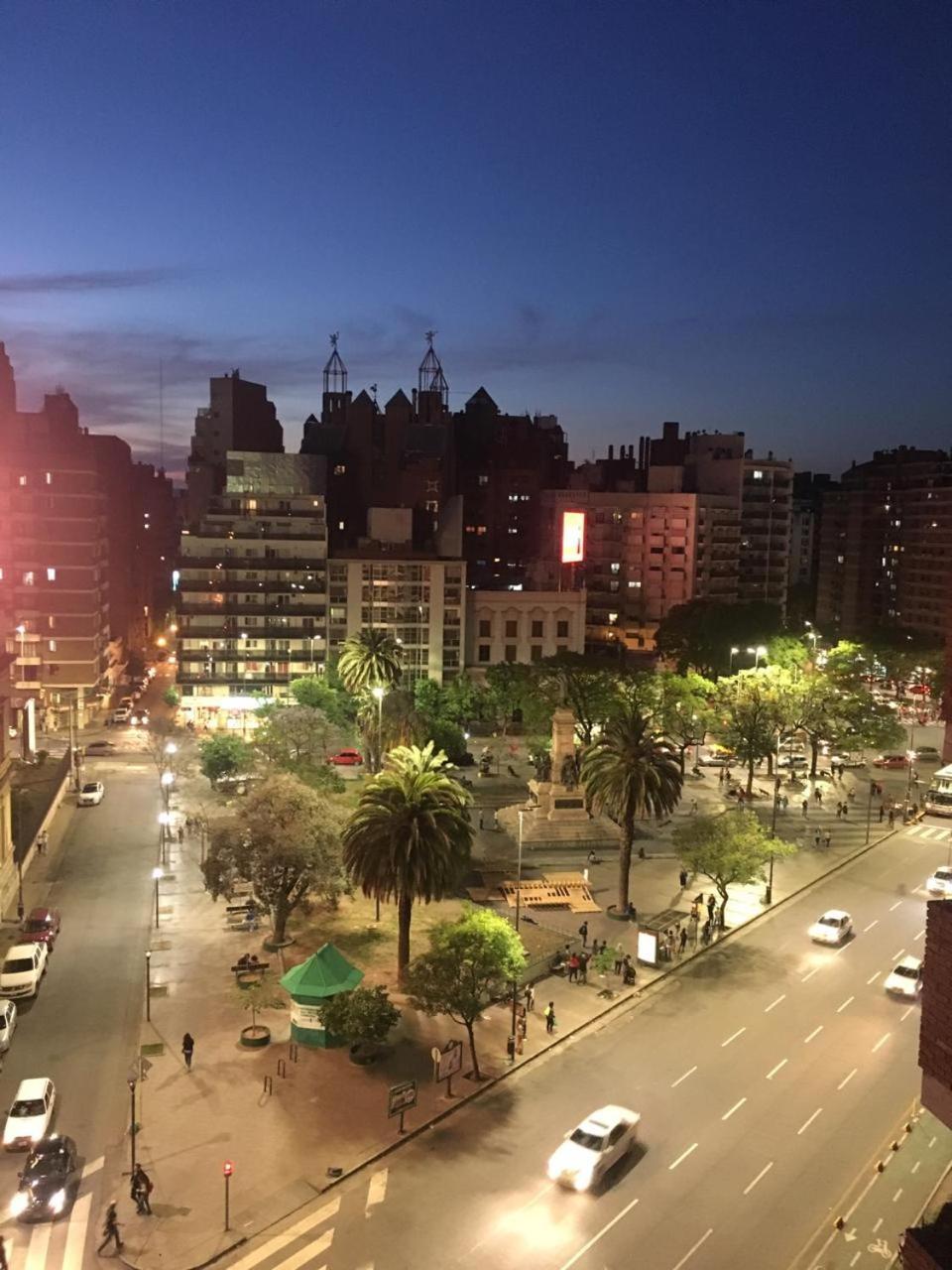 科尔多瓦2 Dorm Sobre Av Hipolito Yrigoyen公寓 外观 照片